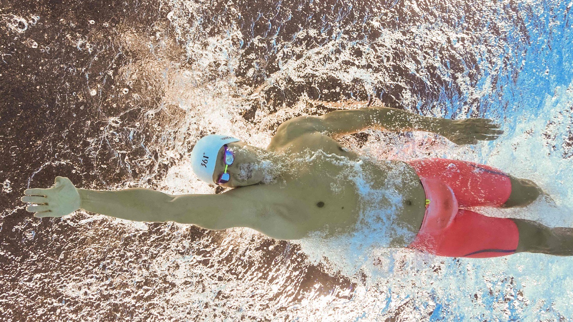 体育新闻中心发布智能运动装备数据分析平台,运动装备资讯